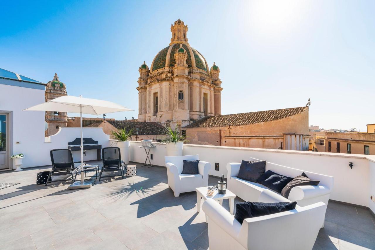 Ferienwohnung Dimora Al Duomo Trapani Exterior foto