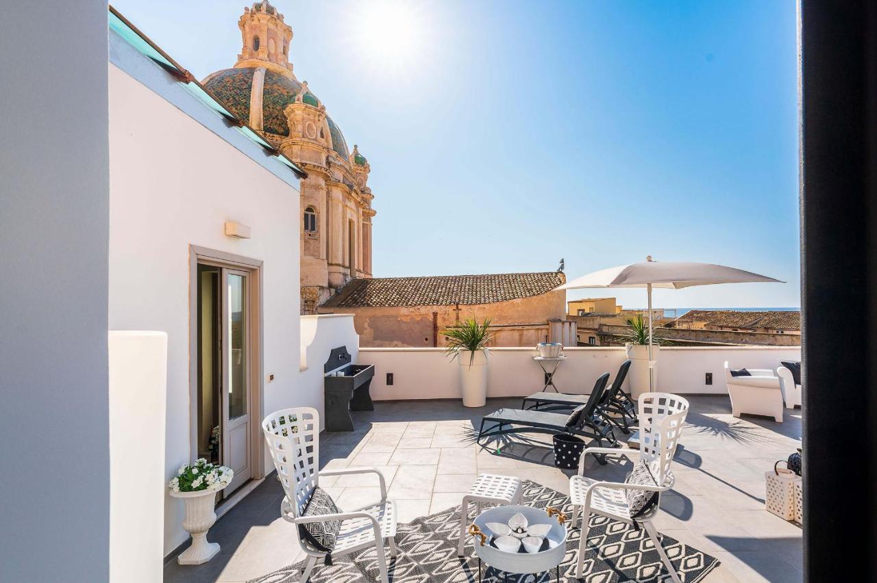 Ferienwohnung Dimora Al Duomo Trapani Exterior foto